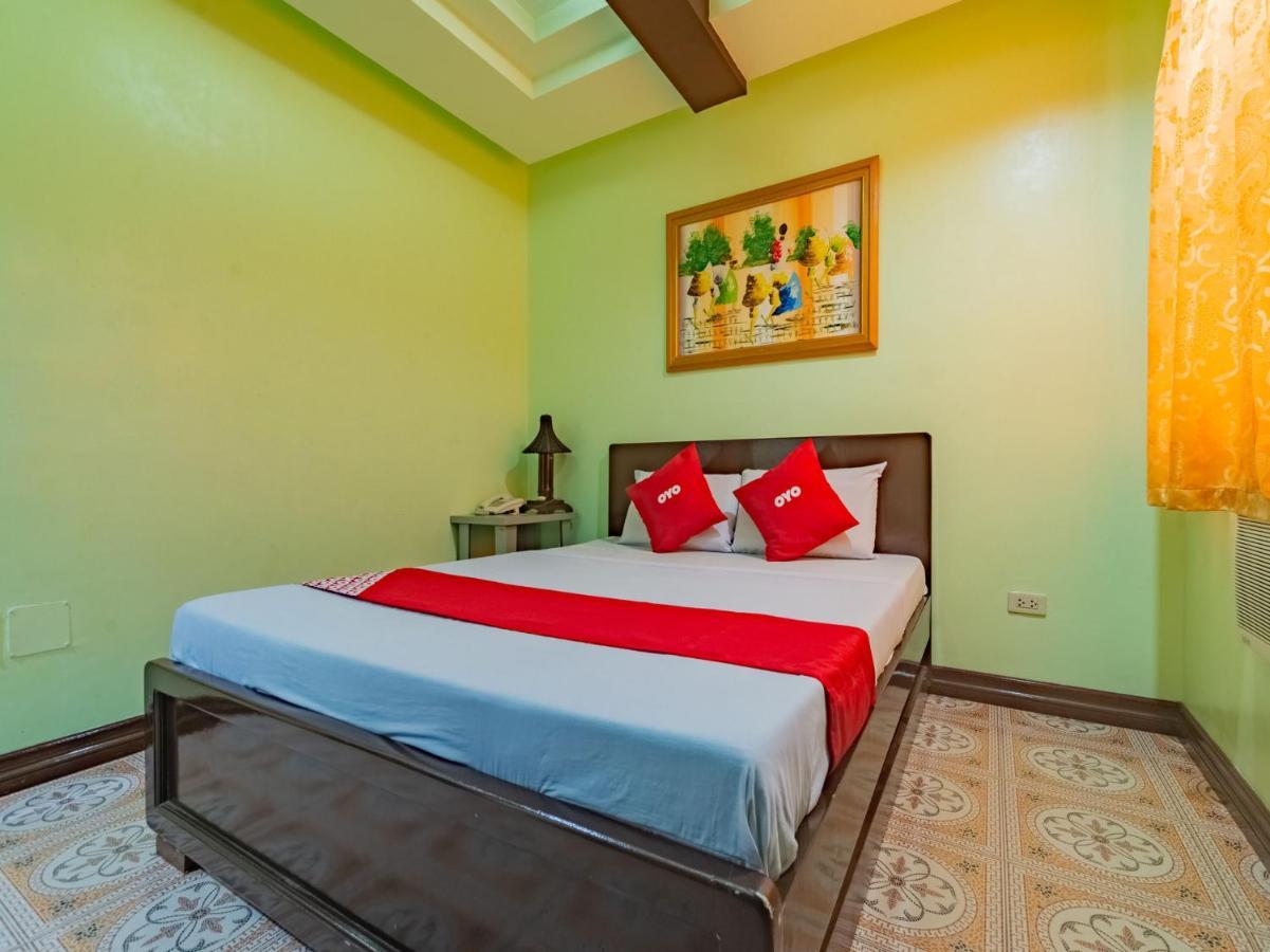 Rooms R Us - Voyagers Palace Puerto Princesa Exterior photo